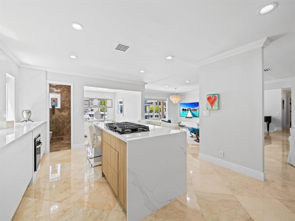 Fort Lauderdale, Florida, 33301, United States, 4 Bedrooms Bedrooms, ,3 BathroomsBathrooms,Residential,Forsale,1884603