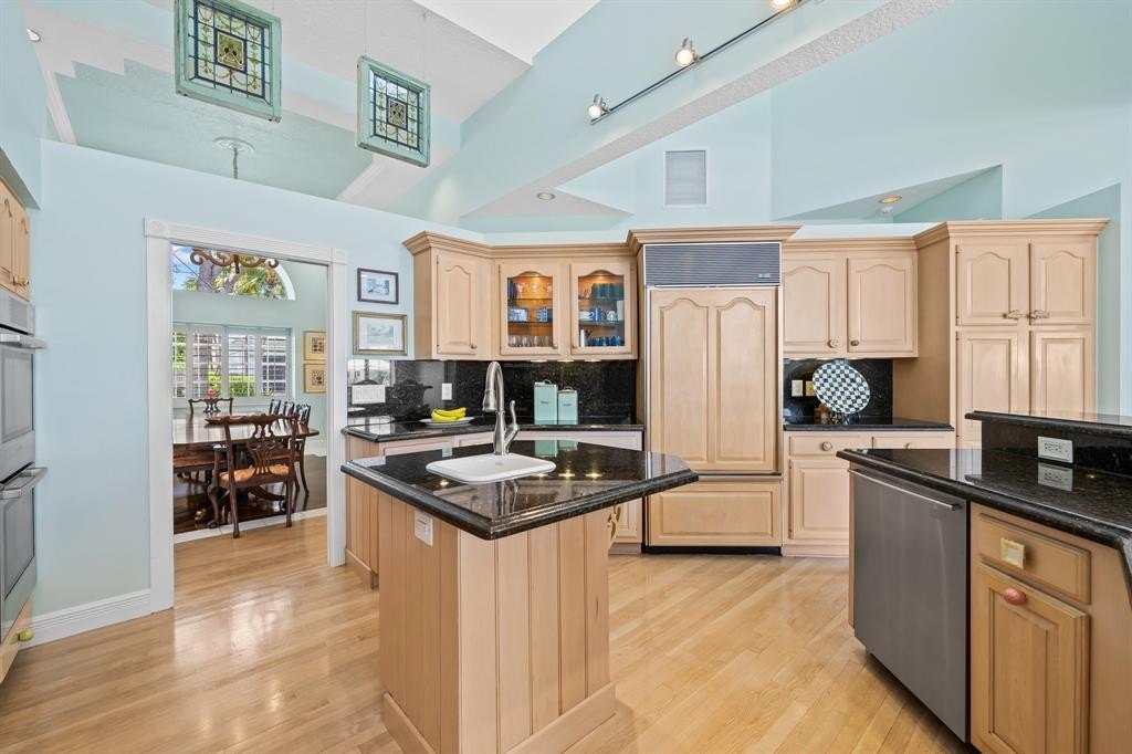 Lighthouse Point, Florida, 33064, United States, 4 Bedrooms Bedrooms, ,4.5 BathroomsBathrooms,Residential,Forsale,1884522