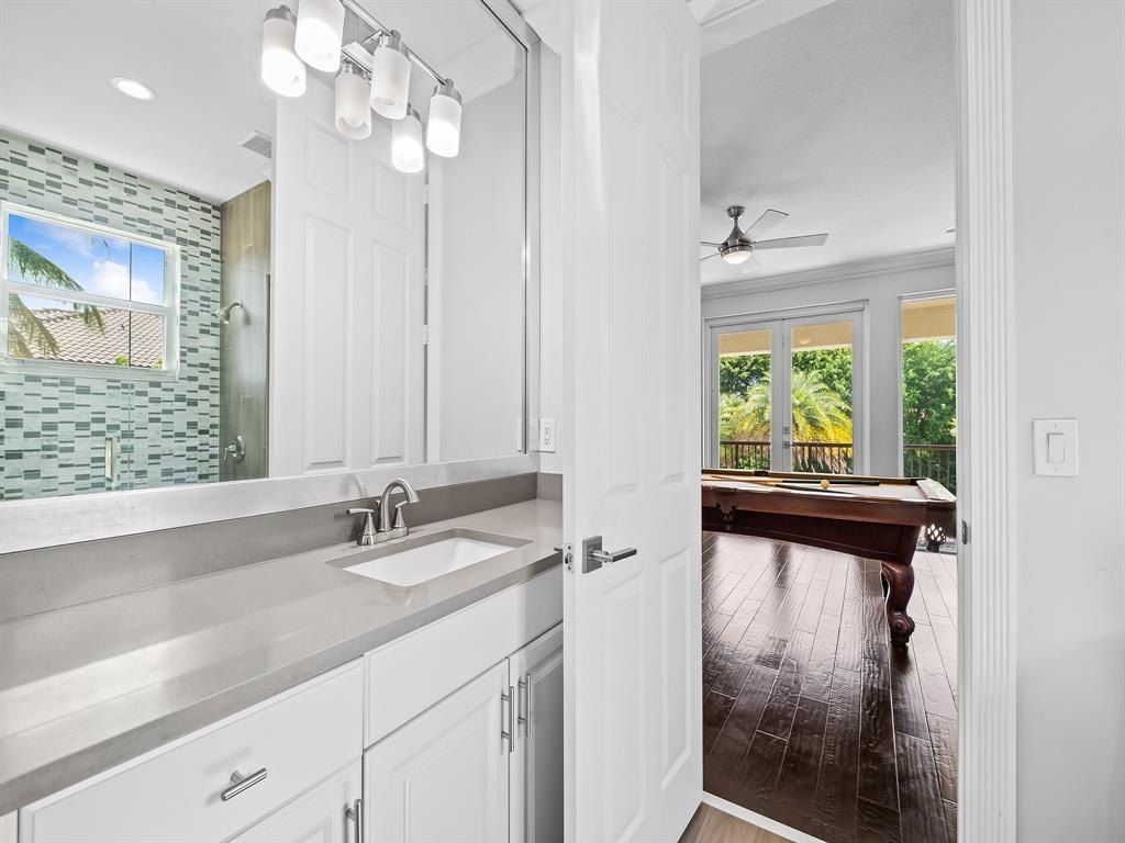 Davie, Florida, 33328, United States, 6 Bedrooms Bedrooms, ,5.5 BathroomsBathrooms,Residential,Forsale,1903980