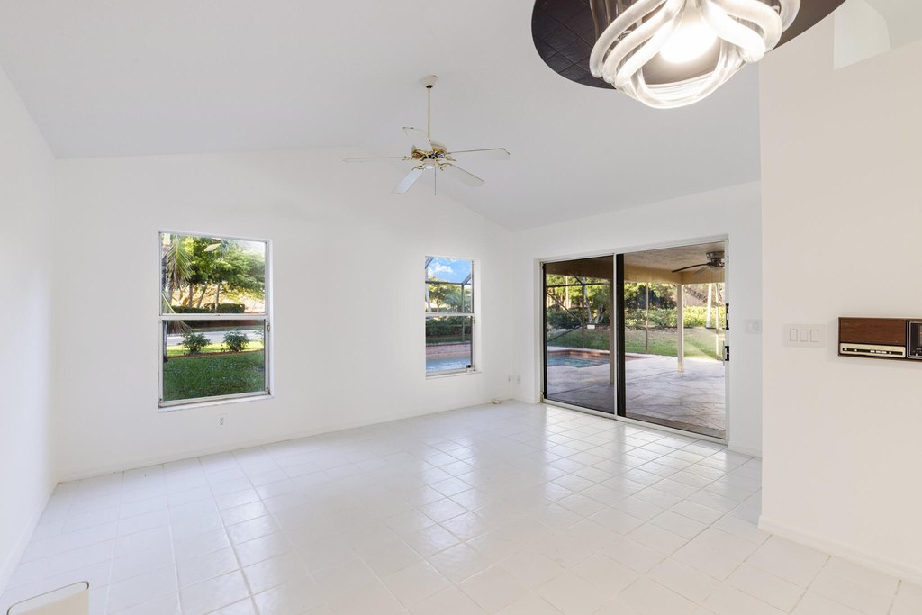 Boca Raton, Florida, 33428, United States, 3 Bedrooms Bedrooms, ,2 BathroomsBathrooms,Residential,Forsale,1929746