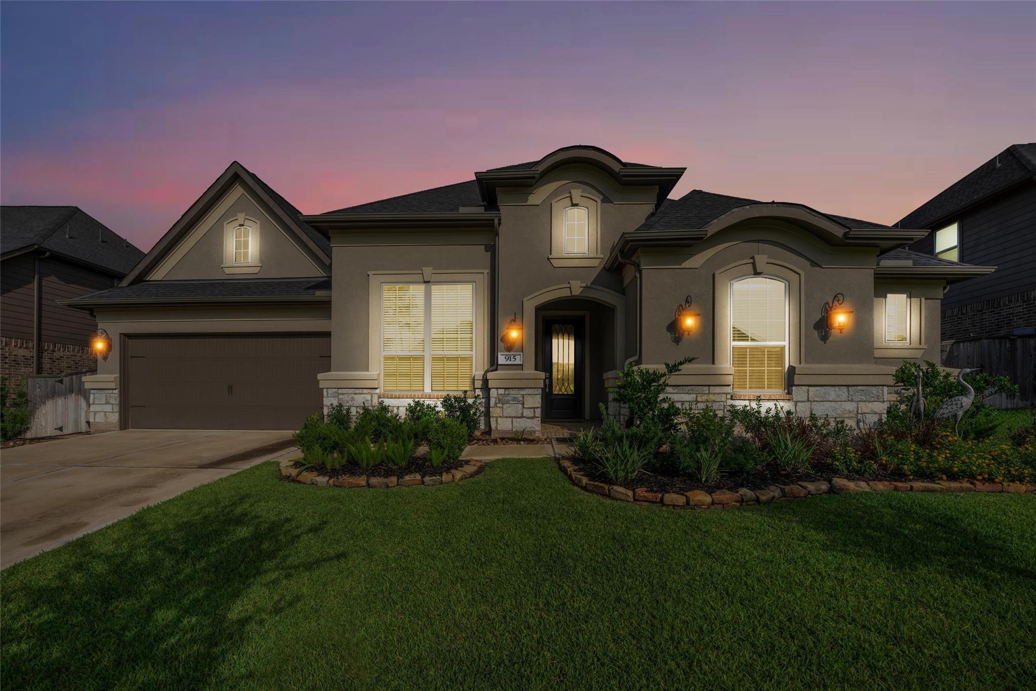 Pinehurst, Texas, 77362, United States, 5 Bedrooms Bedrooms, ,4 BathroomsBathrooms,Residential,Forsale,1910013