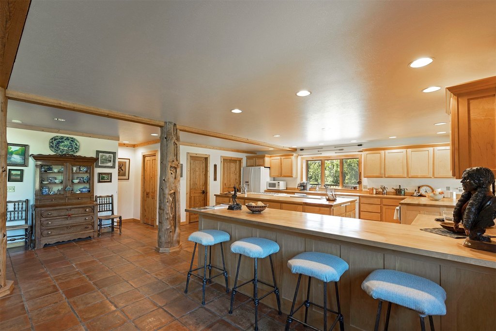 Victor, Montana, 59875, United States, 4 Bedrooms Bedrooms, ,4.5 BathroomsBathrooms,Residential,Forsale,1944330