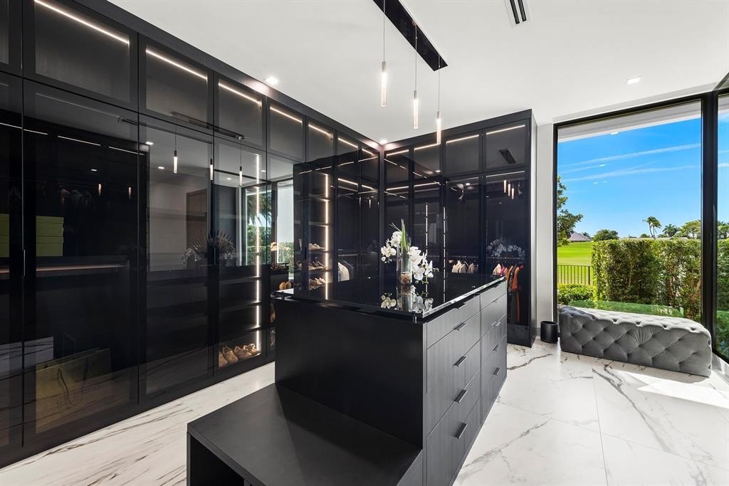 Fort Lauderdale, Florida, 33308, United States, 6 Bedrooms Bedrooms, ,6.5 BathroomsBathrooms,Residential,Forsale,1927564