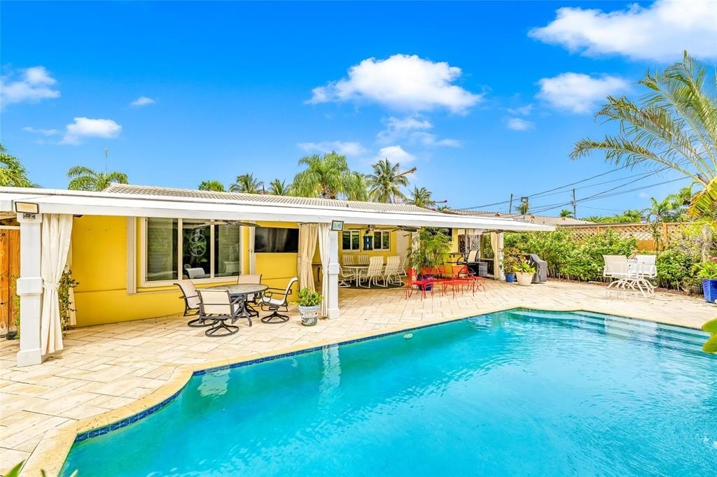Oakland Park, Florida, 33306, United States, 3 Bedrooms Bedrooms, ,2 BathroomsBathrooms,Residential,Forsale,1922420
