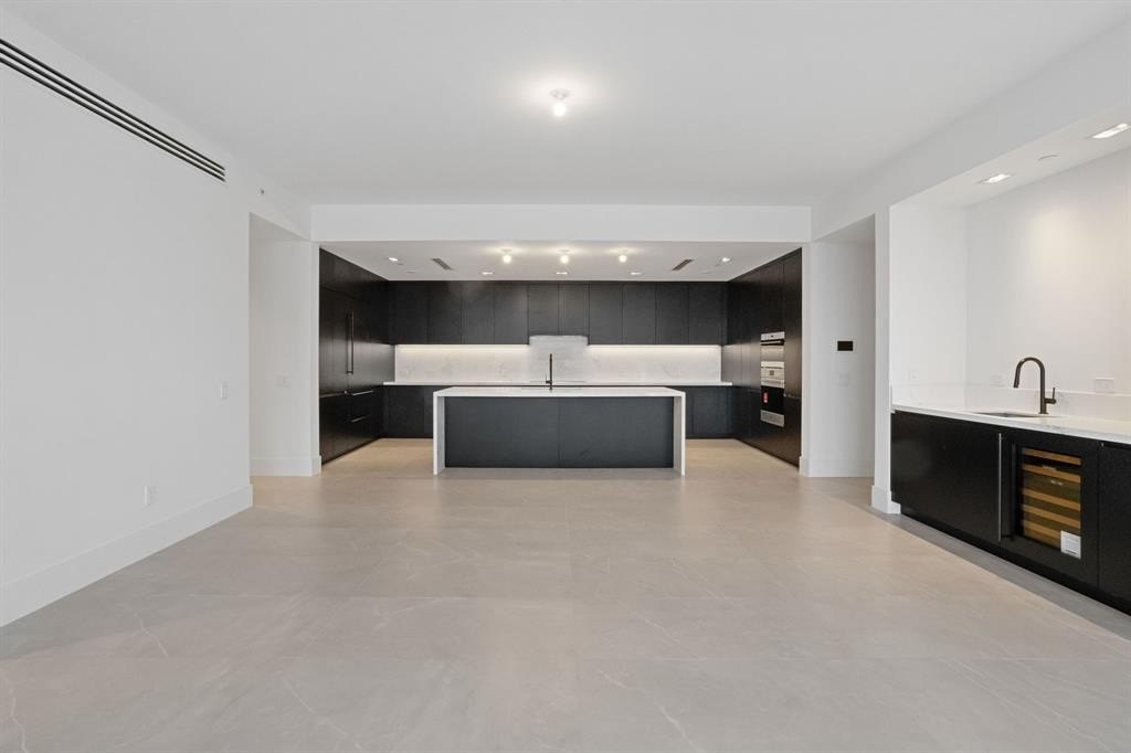 Fort Lauderdale, Florida, 33301, United States, 3 Bedrooms Bedrooms, ,3.5 BathroomsBathrooms,Residential,Forsale,2004497