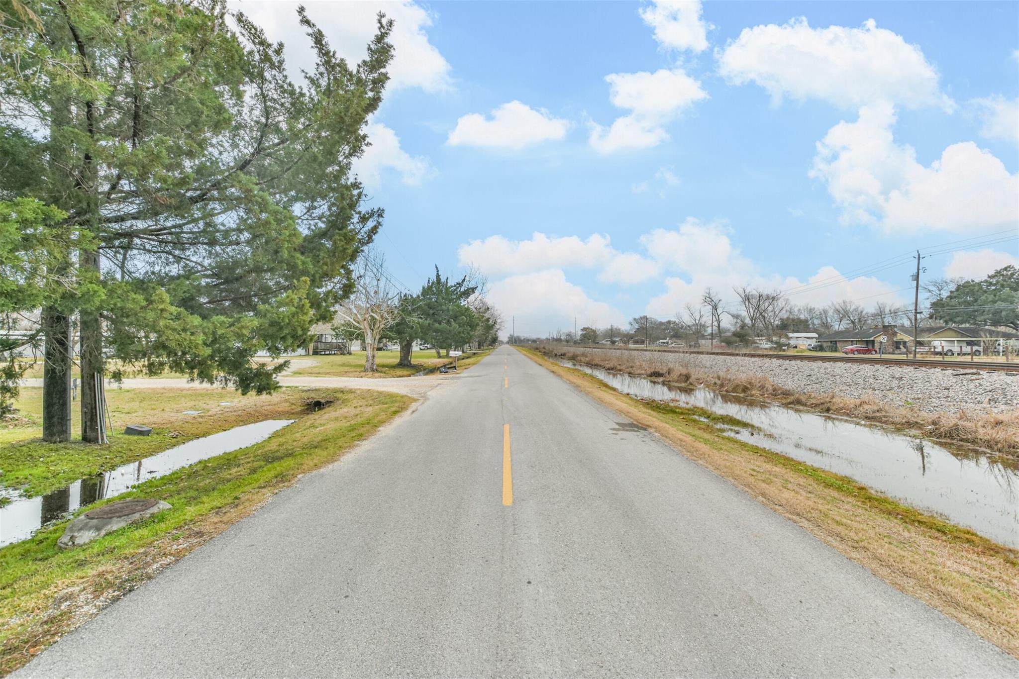 Highlands, Texas, 77562, United States, ,Residential,Forsale,1910027