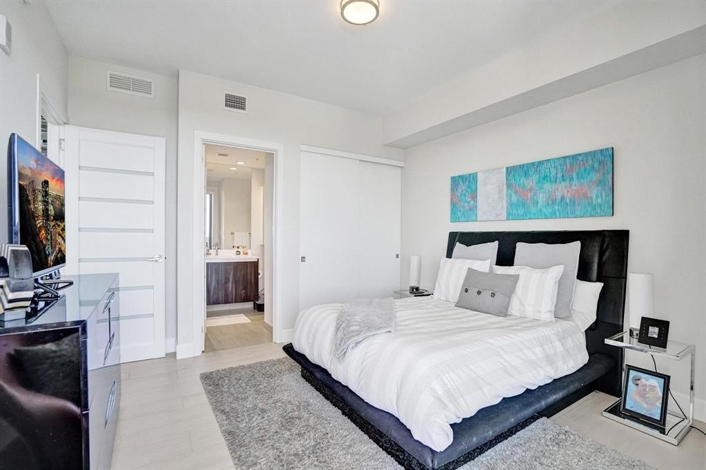 Fort Lauderdale, Florida, 33304, United States, 3 Bedrooms Bedrooms, ,3.5 BathroomsBathrooms,Residential,Forsale,1884537