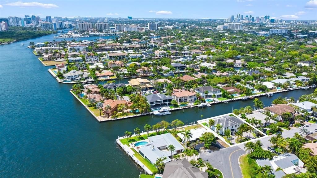 Fort Lauderdale, Florida, 33305, United States, 5 Bedrooms Bedrooms, ,5.5 BathroomsBathrooms,Residential,Forsale,1884521