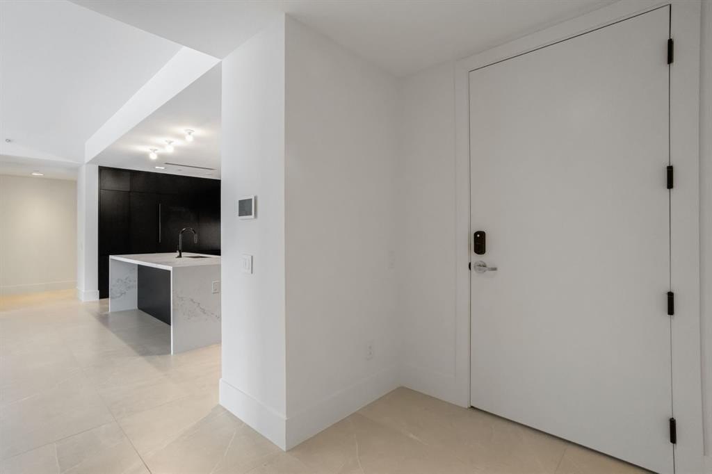 Fort Lauderdale, Florida, 33301, United States, 3 Bedrooms Bedrooms, ,3.5 BathroomsBathrooms,Residential,Forsale,2004497