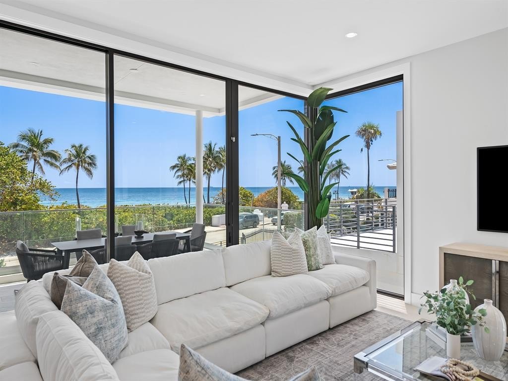 Fort Lauderdale, Florida, 33305, United States, 5 Bedrooms Bedrooms, ,5.5 BathroomsBathrooms,Residential,Forsale,1884564