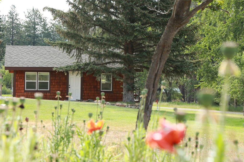 Victor, Montana, 59875, United States, 4 Bedrooms Bedrooms, ,4.5 BathroomsBathrooms,Residential,Forsale,1944330