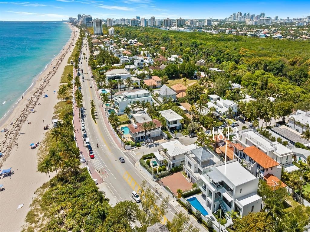 Fort Lauderdale, Florida, 33305, United States, 5 Bedrooms Bedrooms, ,5.5 BathroomsBathrooms,Residential,Forsale,1884564