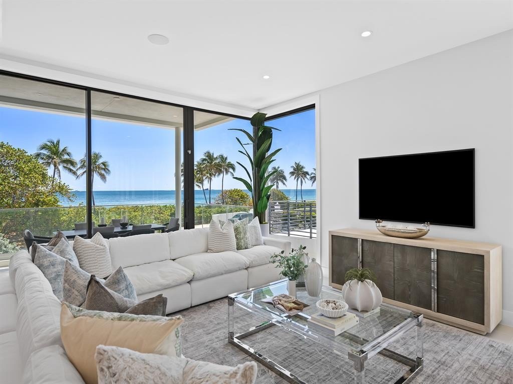 Fort Lauderdale, Florida, 33305, United States, 5 Bedrooms Bedrooms, ,5.5 BathroomsBathrooms,Residential,Forsale,1884564