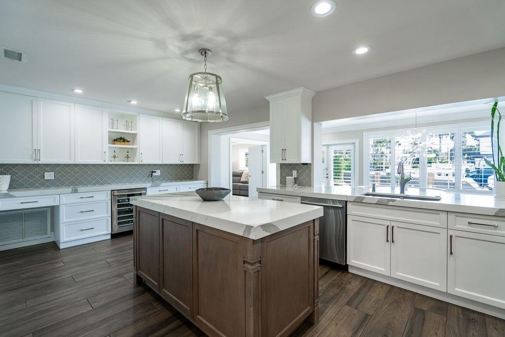 Lighthouse Point, Florida, 33064, United States, 4 Bedrooms Bedrooms, ,3 BathroomsBathrooms,Residential,Forsale,1884549