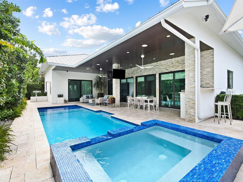 Fort Lauderdale, Florida, 33305, United States, 4 Bedrooms Bedrooms, ,4.5 BathroomsBathrooms,Residential,Forsale,1884558