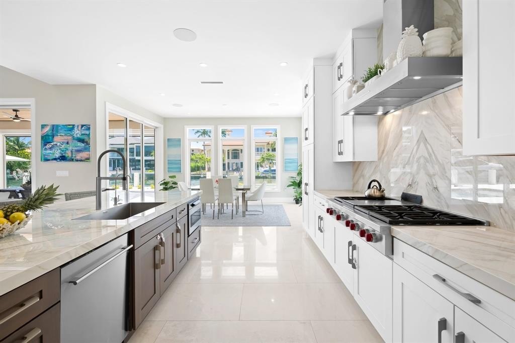 Fort Lauderdale, Florida, 33305, United States, 5 Bedrooms Bedrooms, ,5.5 BathroomsBathrooms,Residential,Forsale,1884521