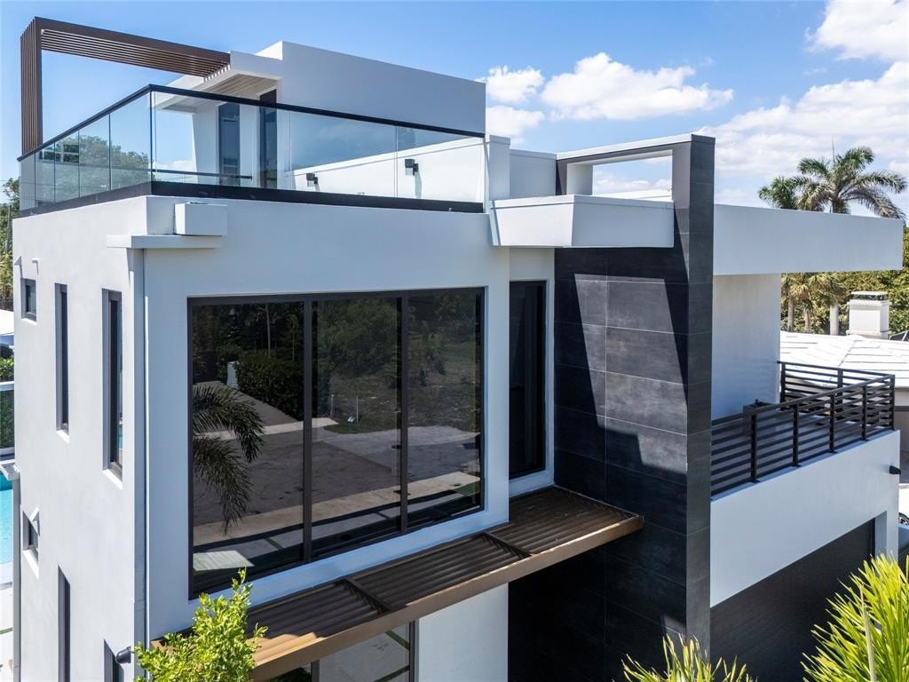 Fort Lauderdale, Florida, 33304, United States, 4 Bedrooms Bedrooms, ,4 BathroomsBathrooms,Residential,Forsale,1951875