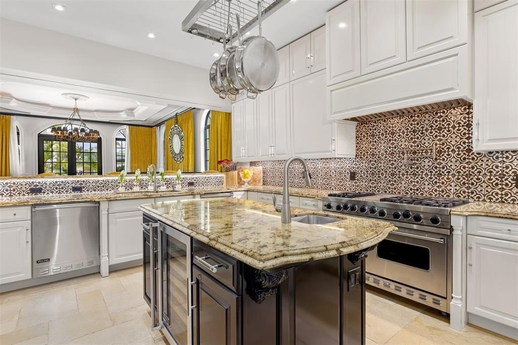 Fort Lauderdale, Florida, 33301, United States, 5 Bedrooms Bedrooms, ,6 BathroomsBathrooms,Residential,Forsale,1946569