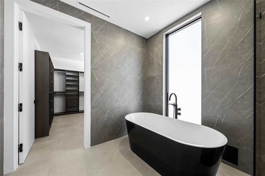 Fort Lauderdale, Florida, 33304, United States, 4 Bedrooms Bedrooms, ,4 BathroomsBathrooms,Residential,Forsale,1951875