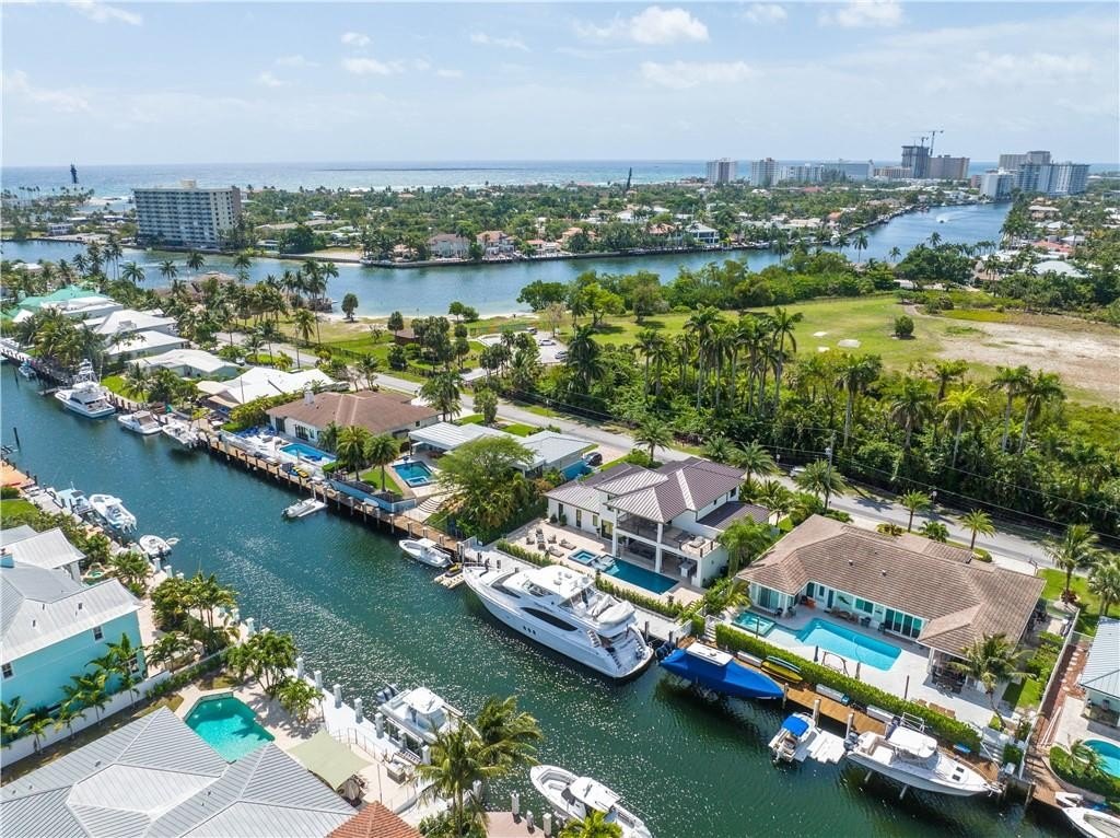 Lighthouse Point, Florida, 33064, United States, 3 Bedrooms Bedrooms, ,3.5 BathroomsBathrooms,Residential,Forsale,1884546