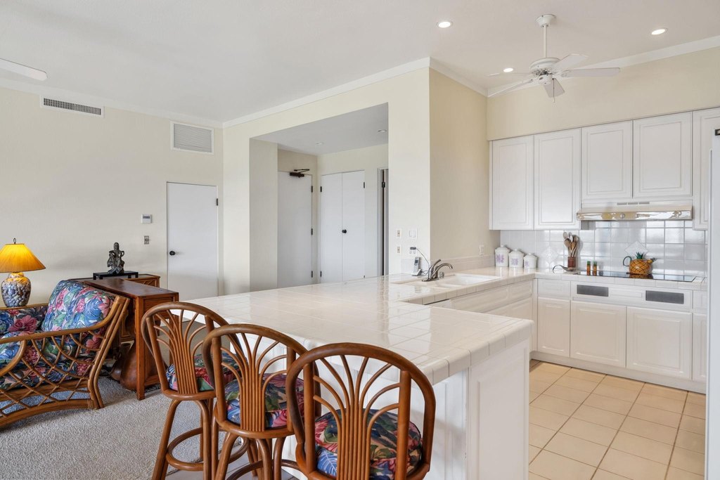 Lahaina, Hawaii, 96761, United States, 2 Bedrooms Bedrooms, ,2 BathroomsBathrooms,Residential,Forsale,1990120