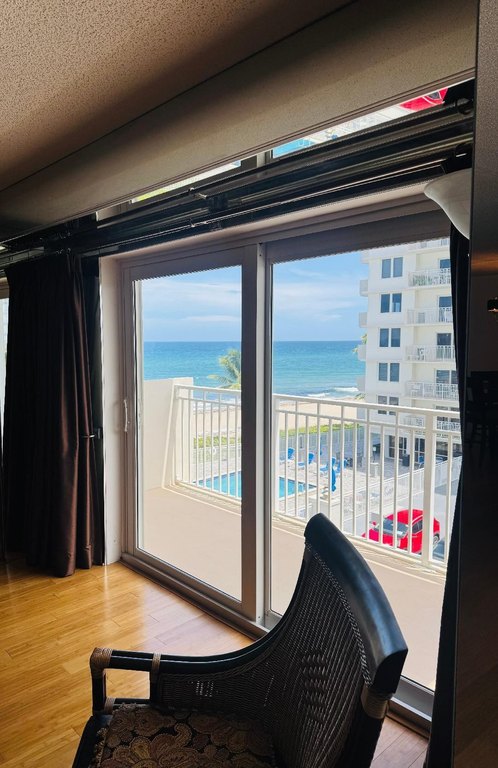 Highland Beach, Florida, 33487, United States, 2 Bedrooms Bedrooms, ,2 BathroomsBathrooms,Residential,Forsale,1952146