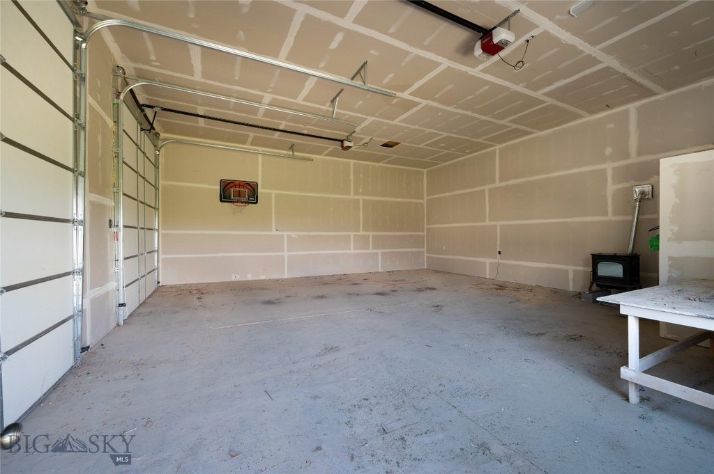 Three Forks, Montana, 59752, United States, 3 Bedrooms Bedrooms, ,2.5 BathroomsBathrooms,Residential,Forsale,1894952