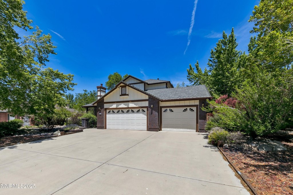 Gardnerville, Nevada, 89460, United States, 4 Bedrooms Bedrooms, ,3 BathroomsBathrooms,Residential,Forsale,1910345