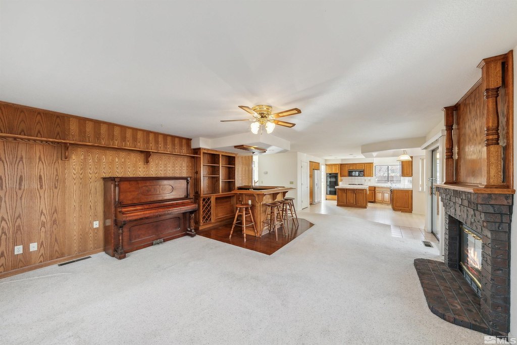 Gardnerville, Nevada, 89460, United States, 4 Bedrooms Bedrooms, ,3 BathroomsBathrooms,Residential,Forsale,1910345