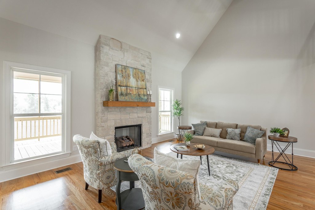 Chattanooga, Tennessee, 37421, United States, 5 Bedrooms Bedrooms, ,4 BathroomsBathrooms,Residential,Forsale,1894436