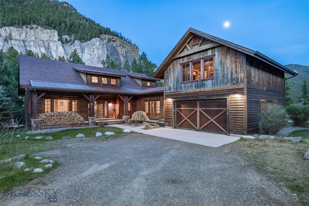 Gallatin Gateway, Montana, 59730, United States, 4 Bedrooms Bedrooms, ,3.5 BathroomsBathrooms,Residential,Forsale,1944336