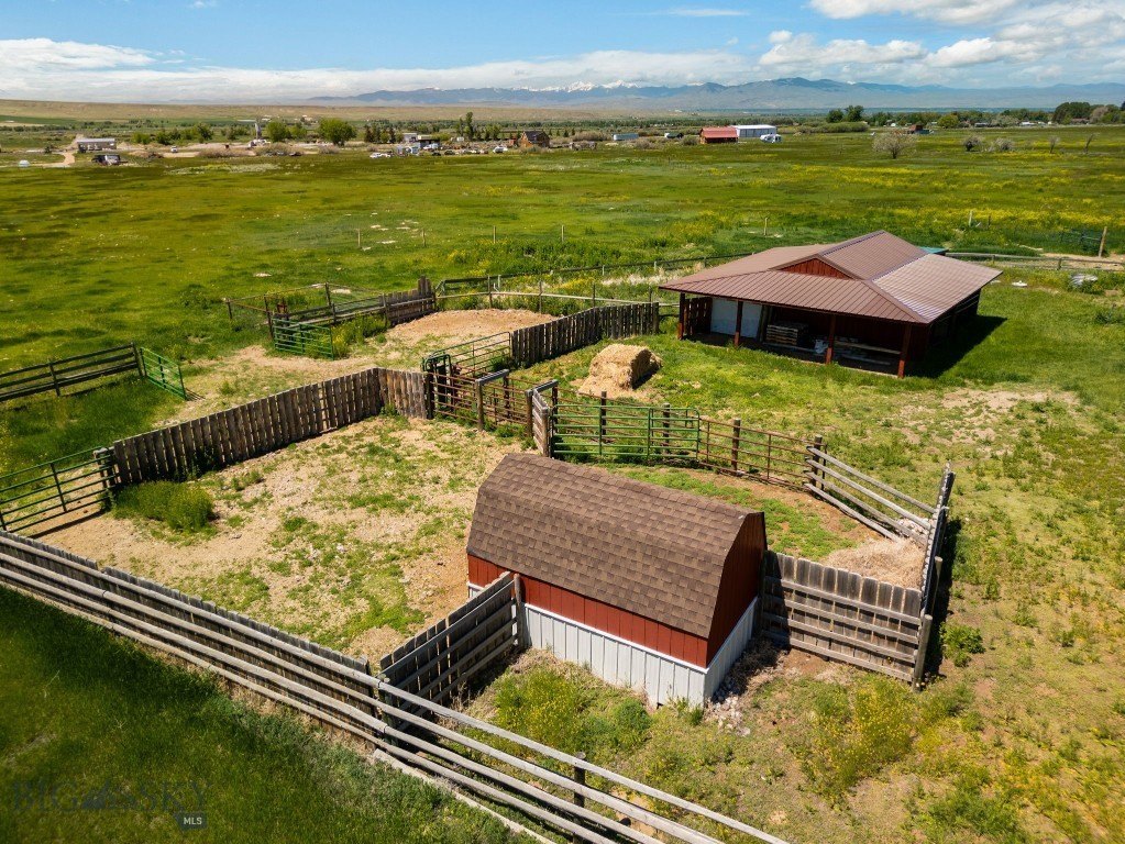 Sheridan, Montana, 59749, United States, 3 Bedrooms Bedrooms, ,3 BathroomsBathrooms,Residential,Forsale,1941167