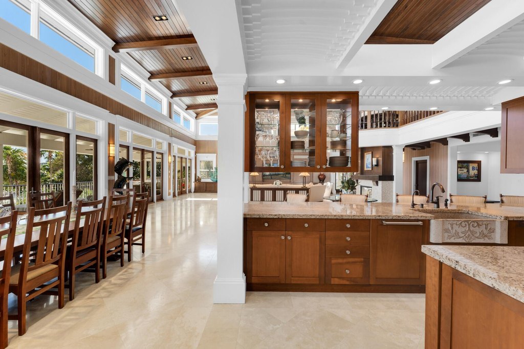 Plantation Key, Florida, 33070, United States, 7 Bedrooms Bedrooms, ,6.5 BathroomsBathrooms,Residential,Forsale,1971974