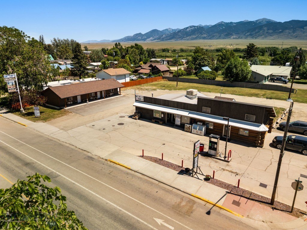 Twin Bridges, Montana, 59754, United States, ,Residential,Forsale,1941166