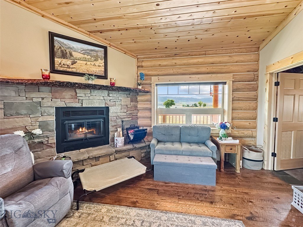 McAllister, Montana, 59740, United States, 4 Bedrooms Bedrooms, ,3 BathroomsBathrooms,Residential,Forsale,1894850