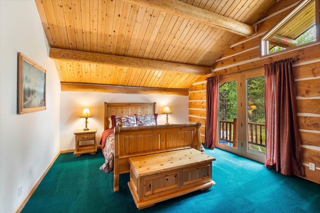 Polebridge, Montana, 59928, United States, 11 Bedrooms Bedrooms, ,8 BathroomsBathrooms,Residential,Forsale,1941151