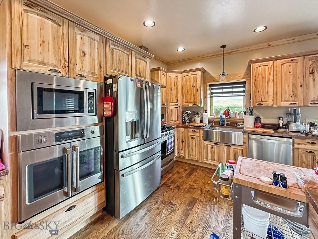 McAllister, Montana, 59740, United States, 4 Bedrooms Bedrooms, ,3 BathroomsBathrooms,Residential,Forsale,1894850