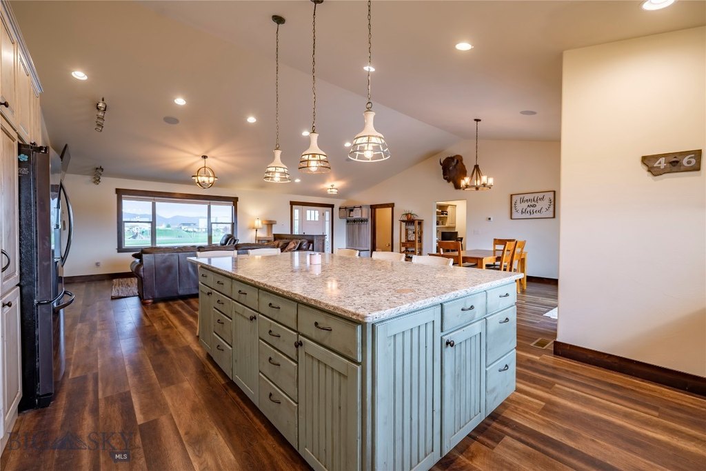 Manhattan, Montana, 59741, United States, 6 Bedrooms Bedrooms, ,3.5 BathroomsBathrooms,Residential,Forsale,1915003