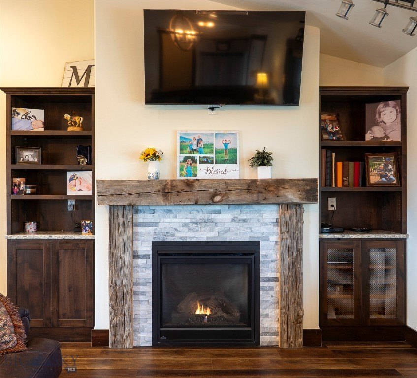 Manhattan, Montana, 59741, United States, 6 Bedrooms Bedrooms, ,3.5 BathroomsBathrooms,Residential,Forsale,1915003