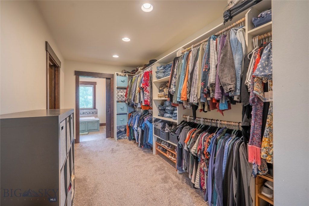 Manhattan, Montana, 59741, United States, 6 Bedrooms Bedrooms, ,3.5 BathroomsBathrooms,Residential,Forsale,1915003
