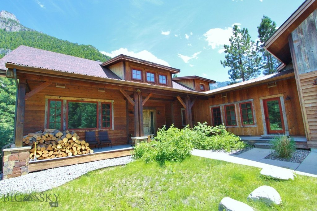 Gallatin Gateway, Montana, 59730, United States, 4 Bedrooms Bedrooms, ,3.5 BathroomsBathrooms,Residential,Forsale,1944336