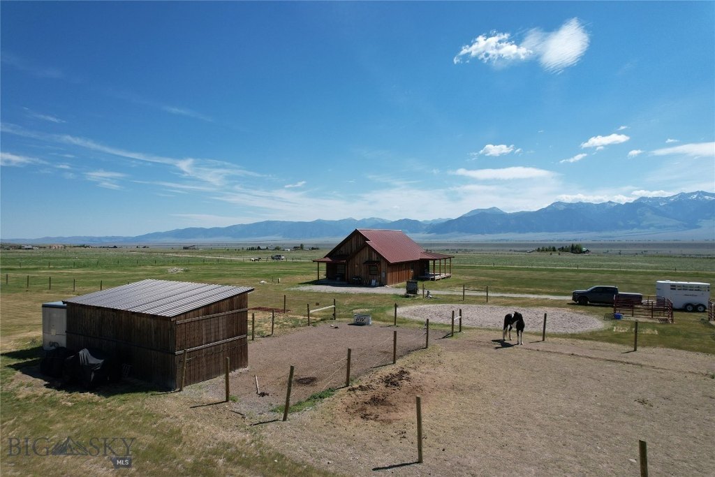 Ennis, Montana, 59729, United States, 3 Bedrooms Bedrooms, ,2 BathroomsBathrooms,Residential,Forsale,1894848