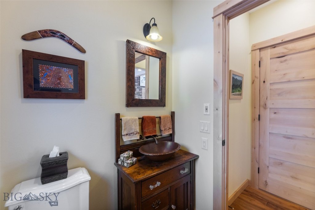 Ennis, Montana, 59729, United States, 4 Bedrooms Bedrooms, ,4.5 BathroomsBathrooms,Residential,Forsale,1941179