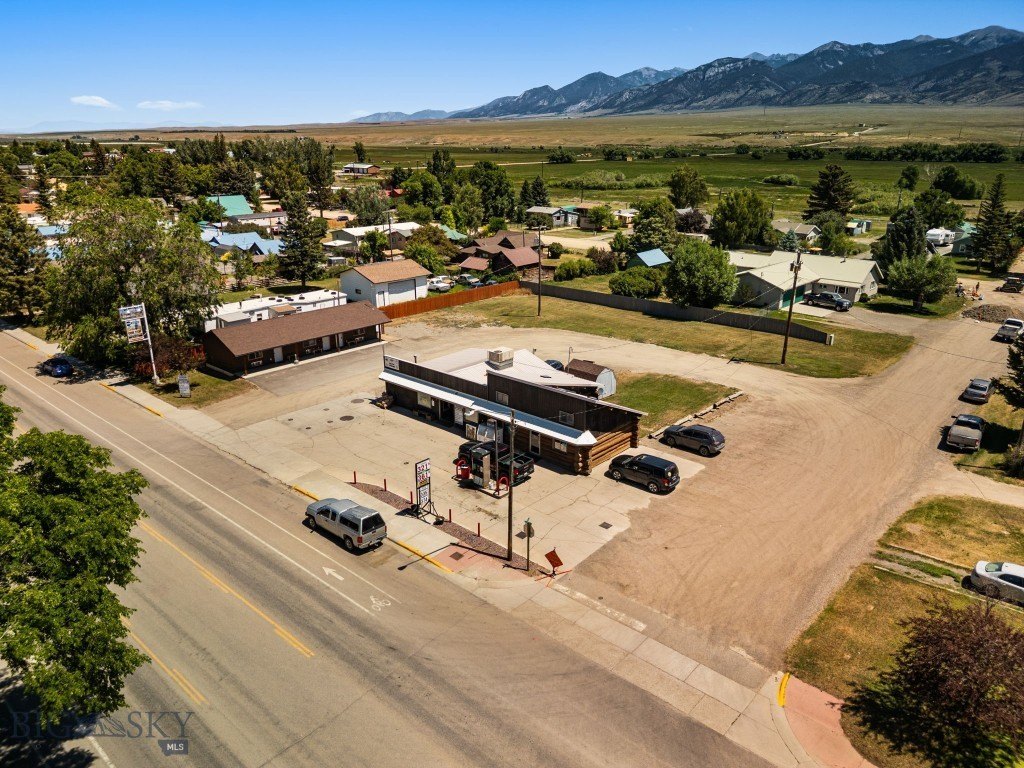 Twin Bridges, Montana, 59754, United States, ,Residential,Forsale,1941166