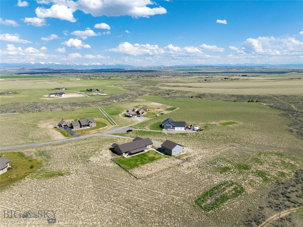 Three Forks, Montana, 59752, United States, 3 Bedrooms Bedrooms, ,2.5 BathroomsBathrooms,Residential,Forsale,1894952