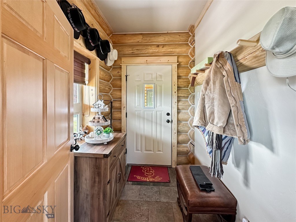 McAllister, Montana, 59740, United States, 4 Bedrooms Bedrooms, ,3 BathroomsBathrooms,Residential,Forsale,1894850