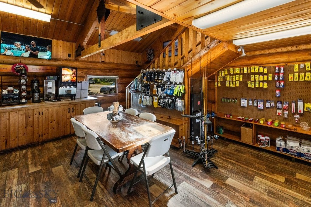 Twin Bridges, Montana, 59754, United States, ,Residential,Forsale,1941166