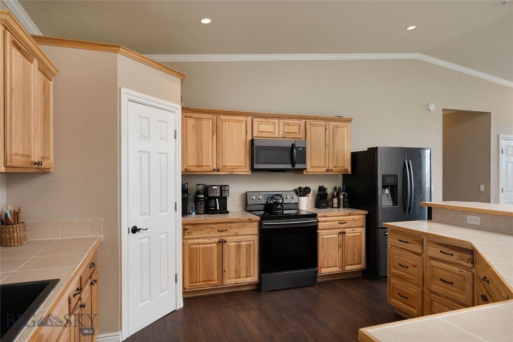 Three Forks, Montana, 59752, United States, 3 Bedrooms Bedrooms, ,2.5 BathroomsBathrooms,Residential,Forsale,1894952