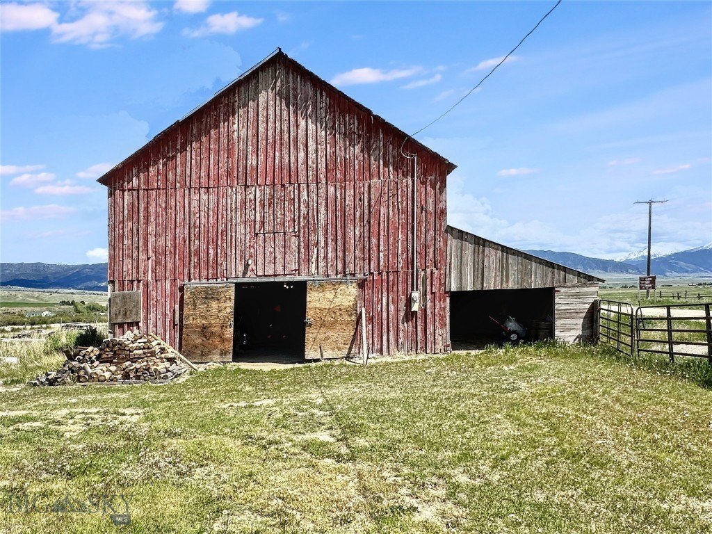 McAllister, Montana, 59740, United States, 4 Bedrooms Bedrooms, ,3 BathroomsBathrooms,Residential,Forsale,1894850