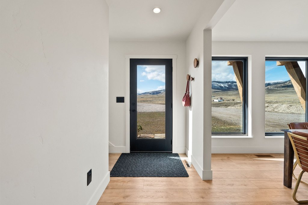 Elmo, Montana, 59915, United States, 3 Bedrooms Bedrooms, ,2.5 BathroomsBathrooms,Residential,Forsale,1941193